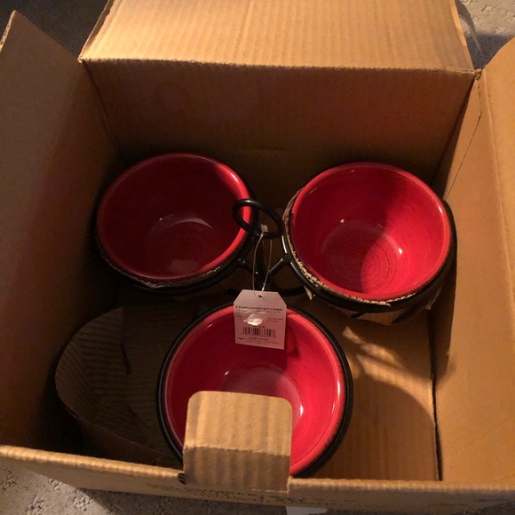 Tag Red Ceramic Serving Bowls with Stand - Picture 6 of 6